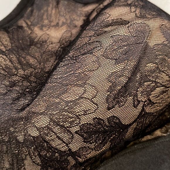 Soma wireless 38DD black lace bra. - Picture 3 of 6